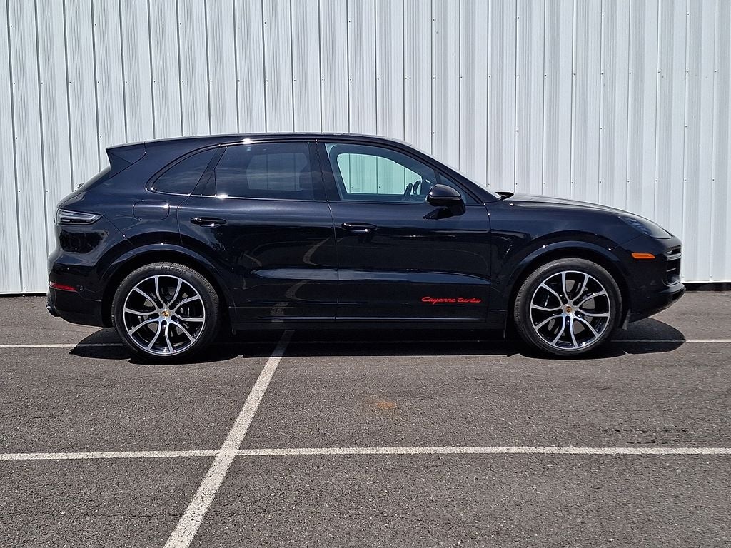 2022 Porsche Cayenne Turbo