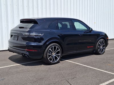 2022 Porsche Cayenne Turbo