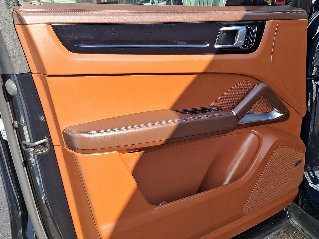 2022 Porsche Cayenne Turbo