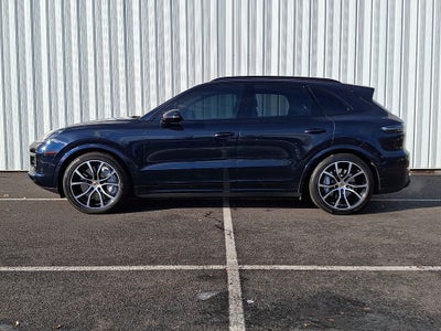 2022 Porsche Cayenne Turbo