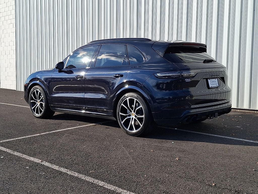 2022 Porsche Cayenne Turbo