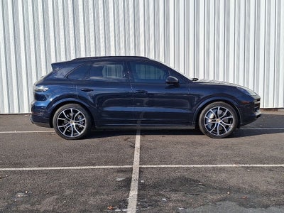 2022 Porsche Cayenne Turbo