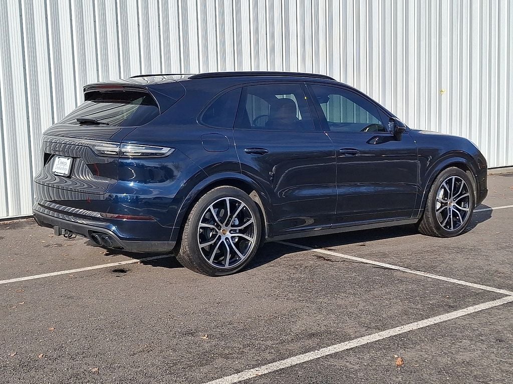 2022 Porsche Cayenne Turbo