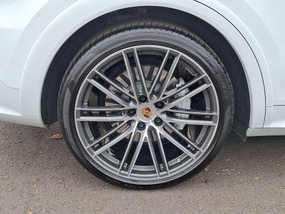 2023 Porsche Cayenne Turbo