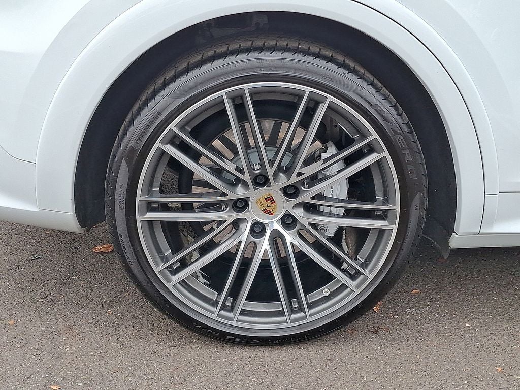 2023 Porsche Cayenne Turbo