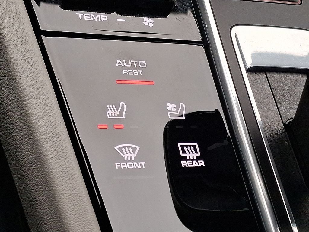 2023 Porsche Cayenne Turbo