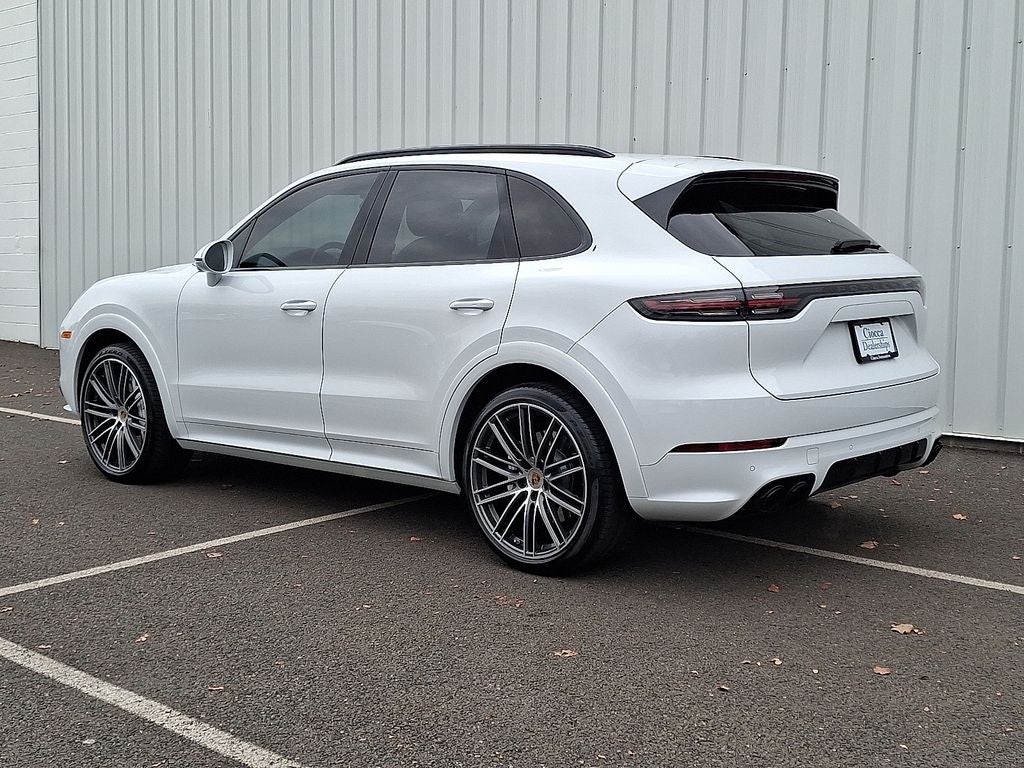 2023 Porsche Cayenne Turbo