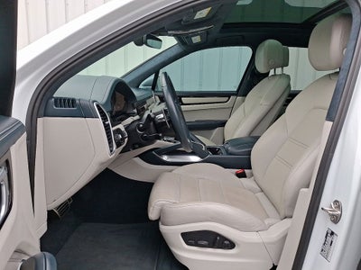 2023 Porsche Cayenne Turbo