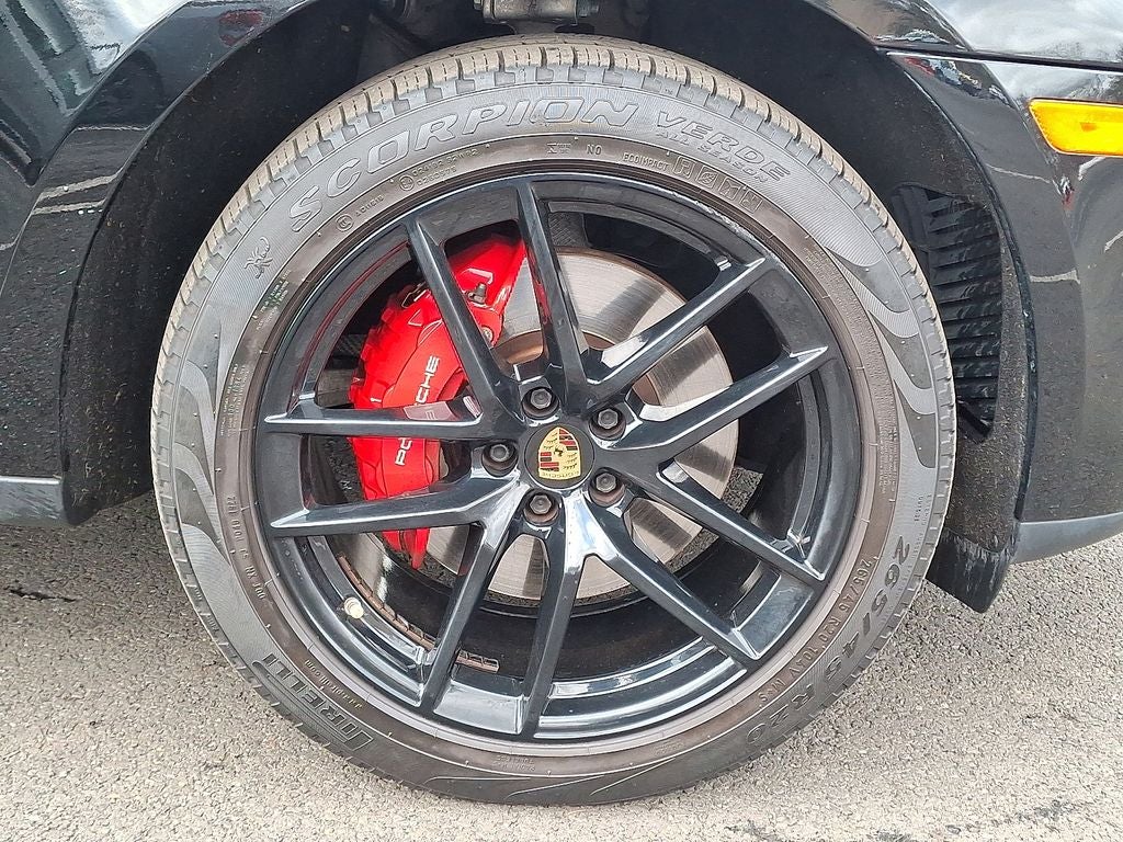 2022 Porsche Macan S