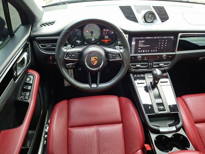 2022 Porsche Macan S