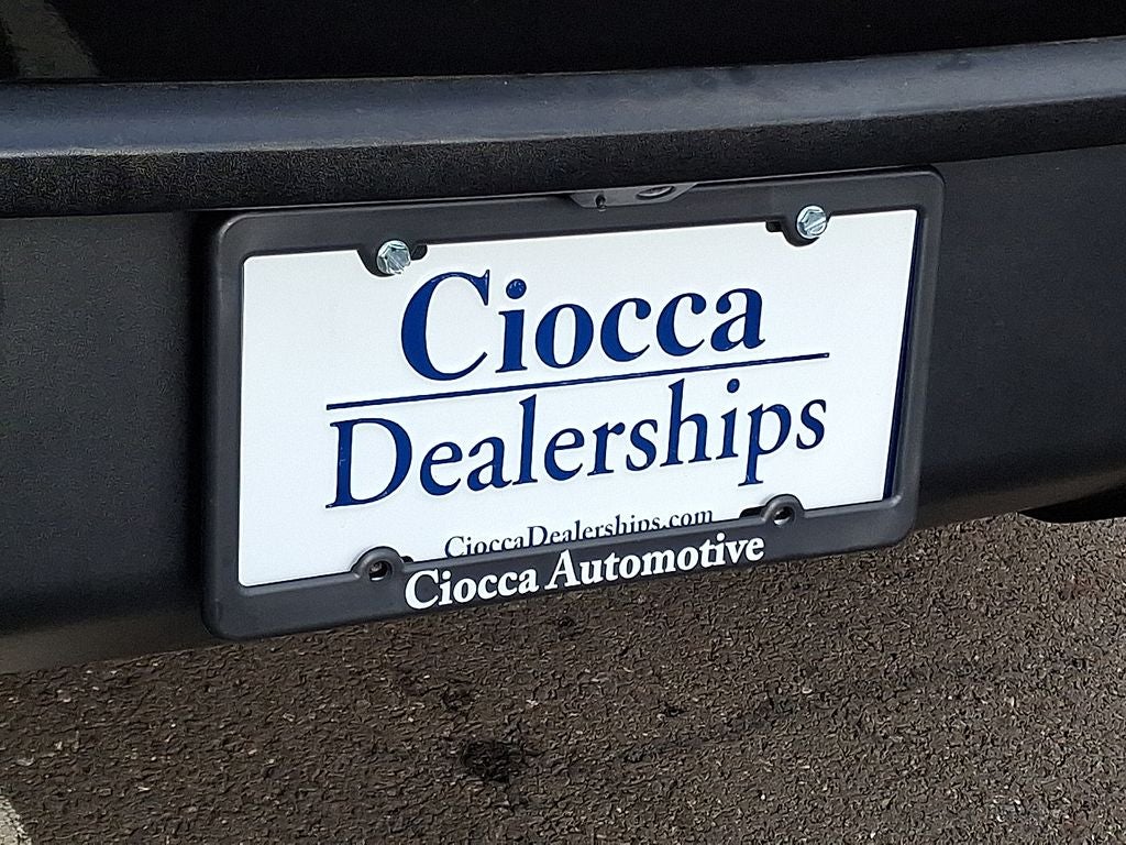 2022 Porsche Macan S