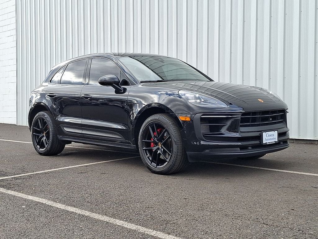 2022 Porsche Macan S
