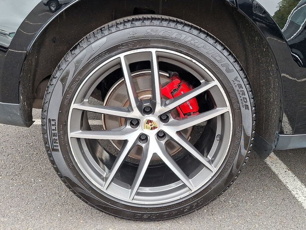 2023 Porsche Macan S