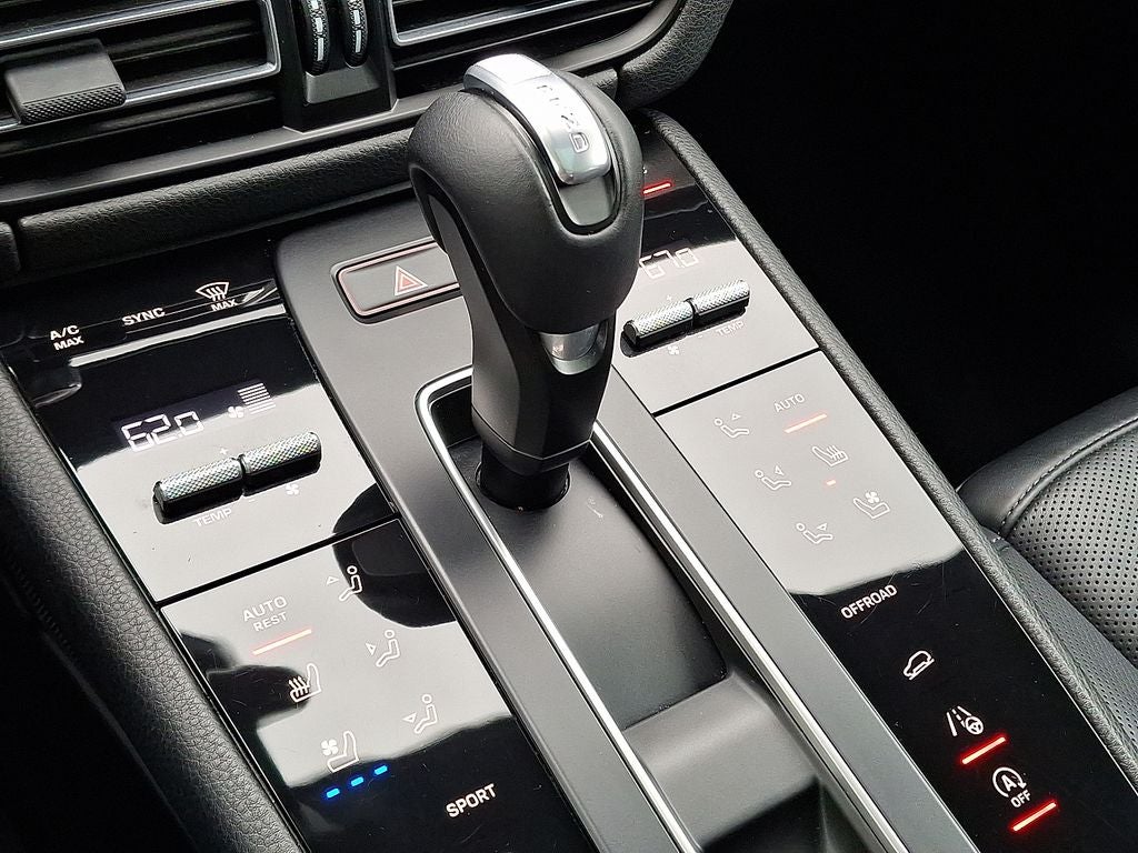 2023 Porsche Macan S