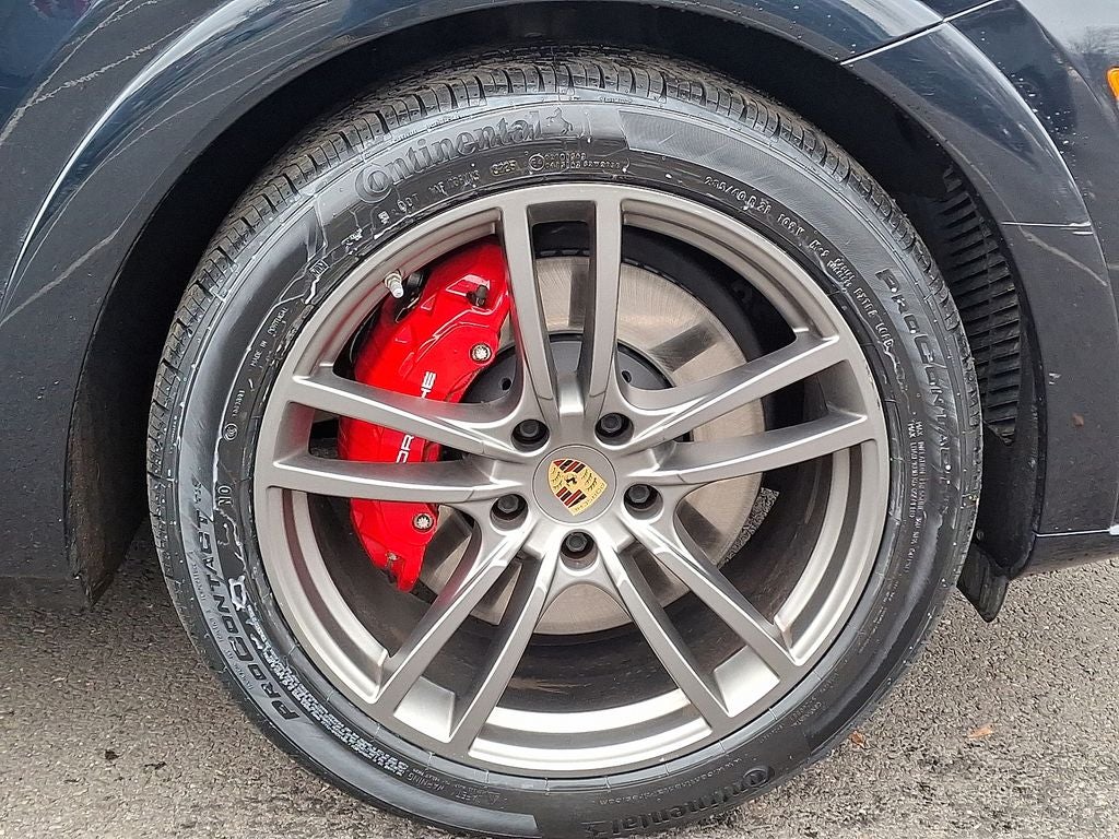 2022 Porsche Cayenne GTS