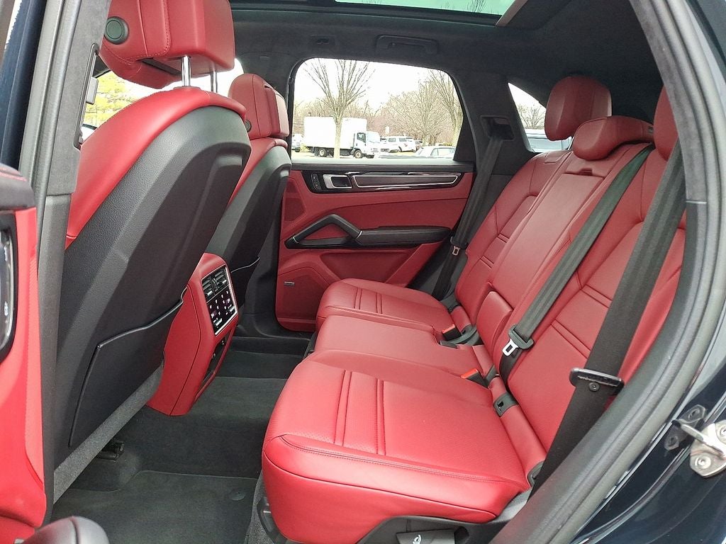 2022 Porsche Cayenne GTS