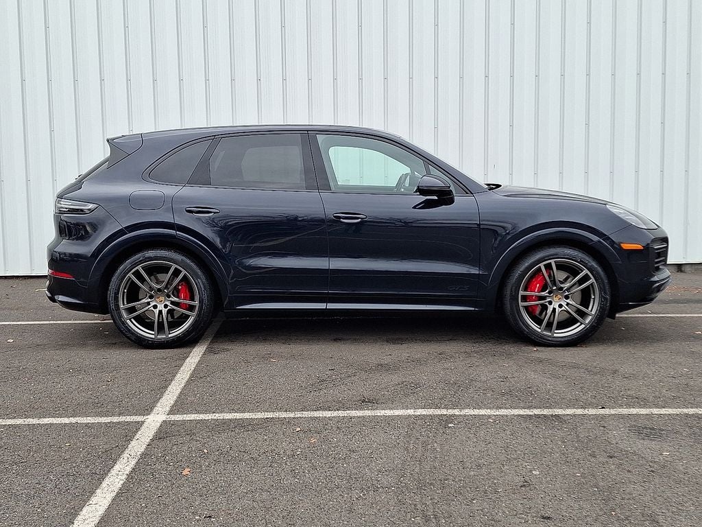 2022 Porsche Cayenne GTS