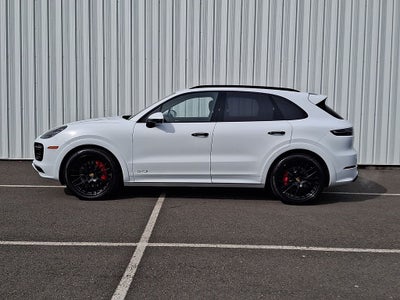 2023 Porsche Cayenne GTS