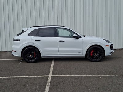 2023 Porsche Cayenne GTS