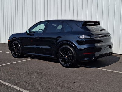 2025 Porsche Cayenne GTS