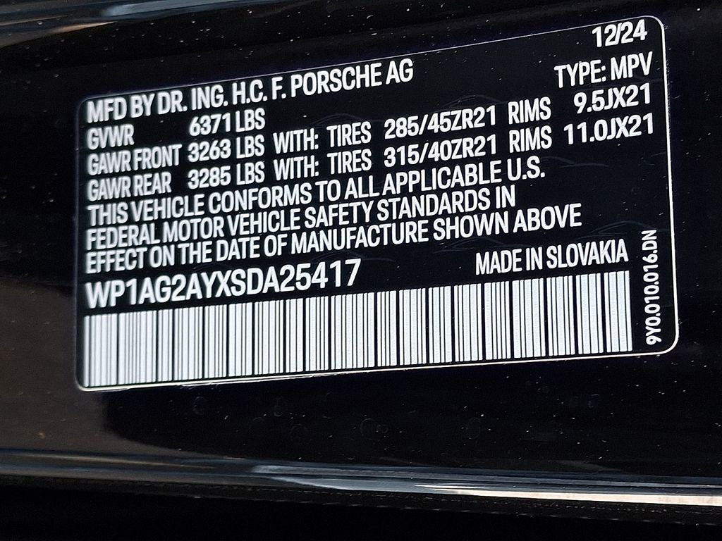 2025 Porsche Cayenne GTS