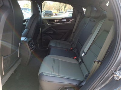 2025 Porsche Cayenne E-Hybrid Coupe Base