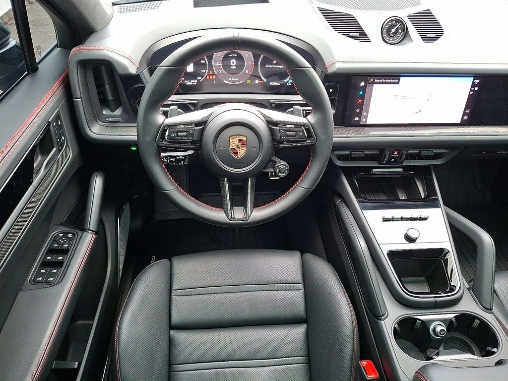 2025 Porsche Cayenne Coupe GTS