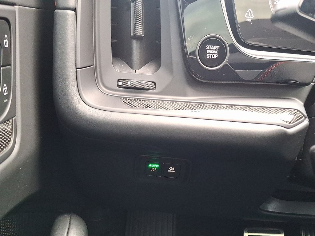 2025 Porsche Cayenne Coupe GTS