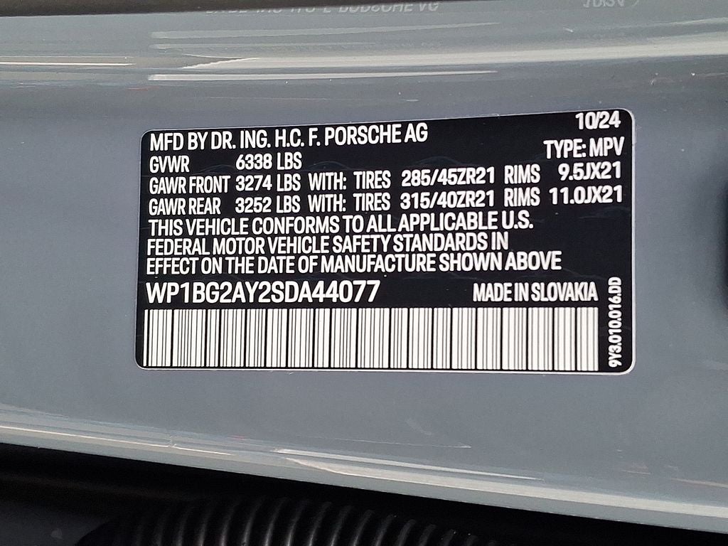 2025 Porsche Cayenne Coupe GTS