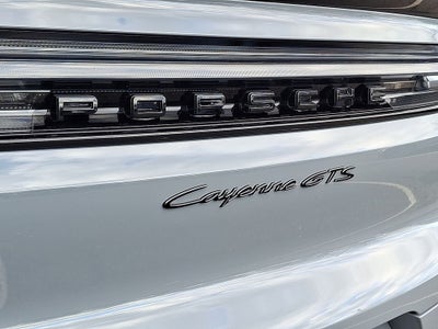 2025 Porsche Cayenne Coupe GTS