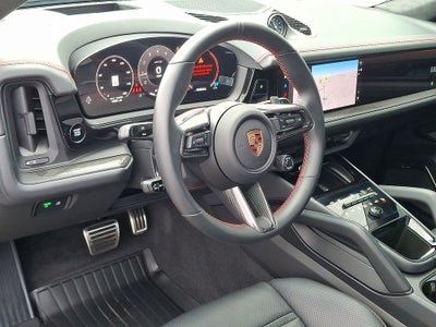 2025 Porsche Cayenne Coupe GTS