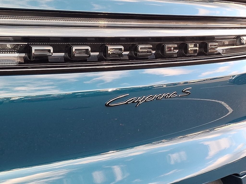2024 Porsche Cayenne Coupe S