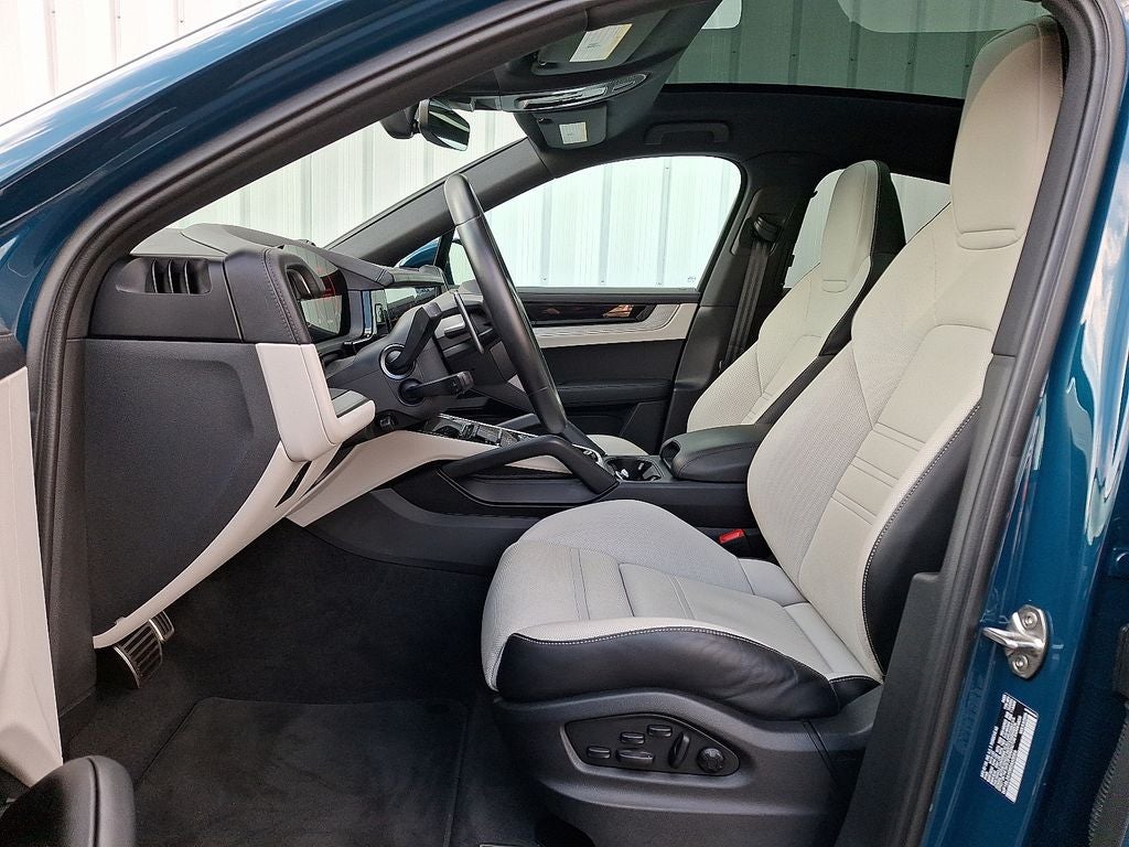 2024 Porsche Cayenne Coupe S