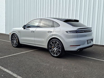 2025 Porsche Cayenne E-Hybrid Coupe Turbo