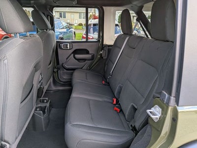 2022 Jeep Wrangler Unlimited Willys