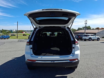 2025 Jeep Grand Cherokee Laredo X