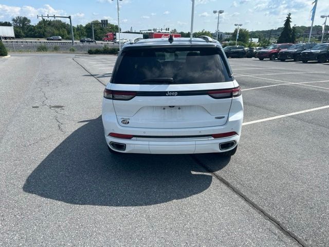 2022 Jeep Grand Cherokee Summit Reserve