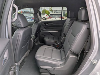 2025 Chevrolet Traverse LT 2LT