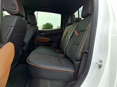2024 GMC Canyon AT4