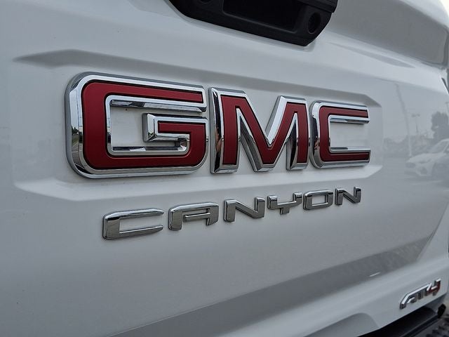 2024 GMC Canyon AT4