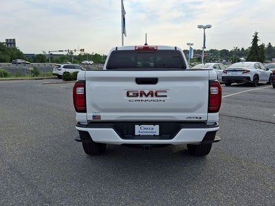 2024 GMC Canyon AT4