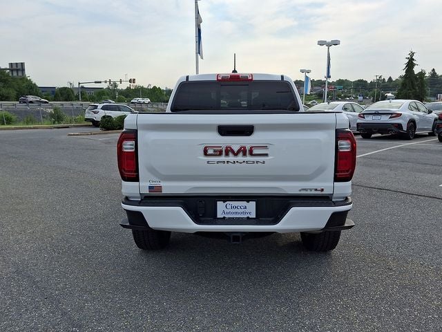 2024 GMC Canyon AT4