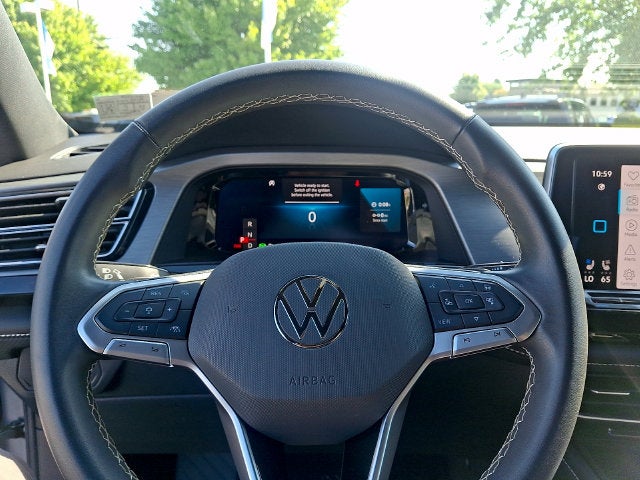 2024 Volkswagen Atlas Cross Sport 2.0T SE w/Technology