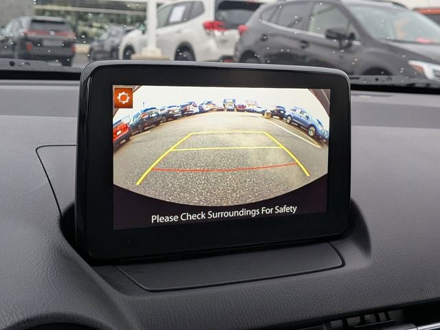 2020 Toyota Yaris LE