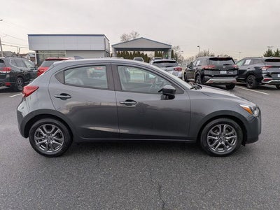 2020 Toyota Yaris LE