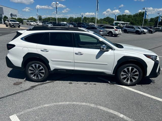 2023 Subaru Outback Touring