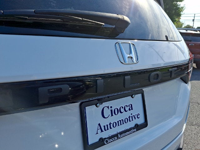 2024 Honda Pilot EX-L 8 Passenger