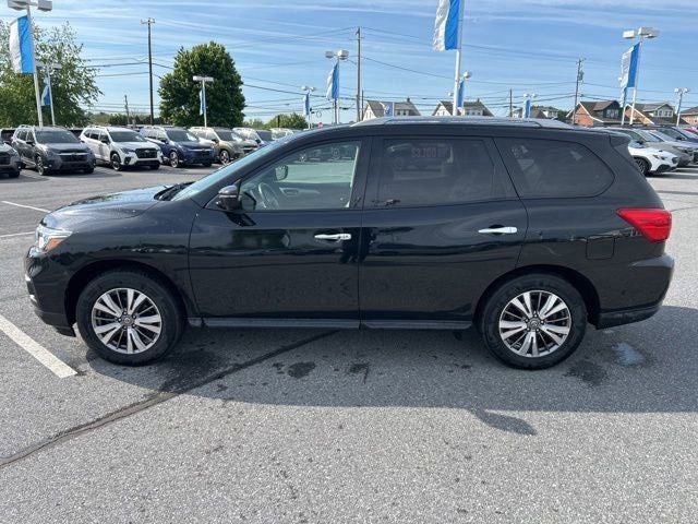 2019 Nissan Pathfinder SL