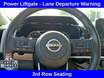 2023 Nissan Pathfinder SL