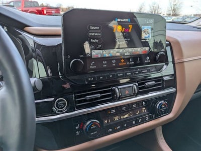 2023 Nissan Pathfinder Platinum